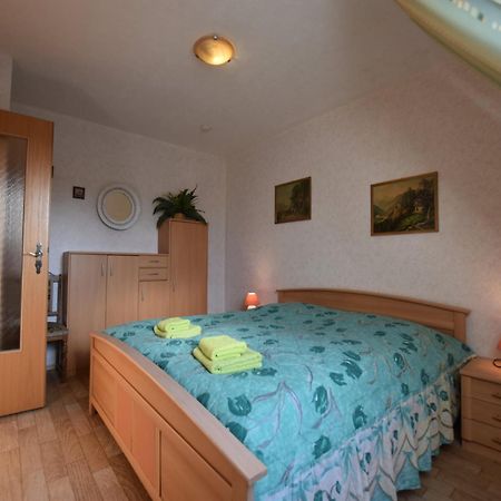 Snug Apartment In Kr Pelin Germany Klein Nienhagen 외부 사진